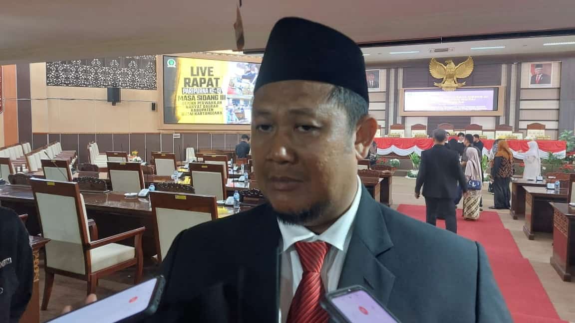 Ketua DPRD Kukar Dorong Rencana Relokasi Pedagang Pasar Tangga Arung Dikaji Ulang