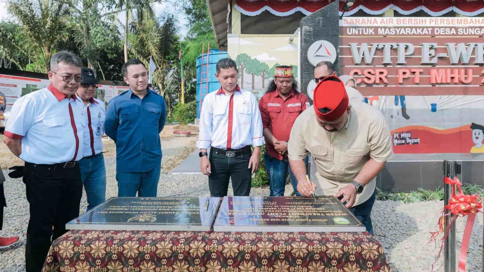 MHU Persembahkan Sarana Air Layak Konsumsi Tanpa Listrik Pertama di Kukar