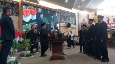 DPRD Kukar Lantik Lima Anggota Pergantian Antar Waktu