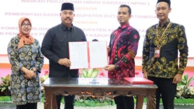 Bupati Kukar Serahkan Naskah Belanja Hibah untuk KPU dan Bawaslu