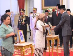 Enam Tokoh Dapat Anugerah Gelar Pahlawan Nasional dari Presiden Jokowi