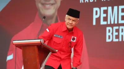 Ganjar Pranowo Konsolidasi di Kutai Kartanegara, Temui Relawan hingga Sowan ke Sultan