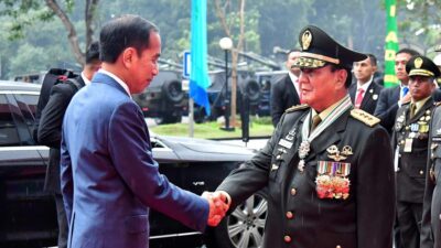 Jokowi Klaim Penganugerahan Pangkat Istimewa untuk Prabowo Sesuai Undang-Undang
