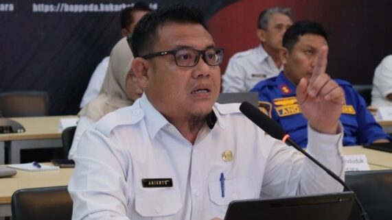 DPMD Kukar memaparkan hasil evaluasi dan target kinerja. (Humas Pemkab)