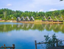 Dulunya Kawasan Eks Tambang, Danau Kumbara Kini Jadi Daya Tarik Wisatawan Lokal