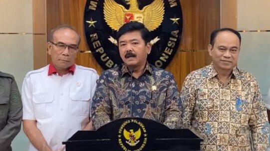 Menko Polhukam Imbau Pers Sampaikan Narasi Menyejukkan demi Jaga Situasi Kondusif