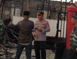 Kecamatan Tenggarong Beri Bantuan Kebutuhan Kantor Kelurahan Maluhu