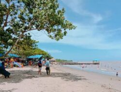 Pantai Biru Kersik di Marang Kayu Jadi Favorit Wisatawan Saat Libur Lebaran