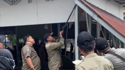 Klaim Sesuai SOP, Satpol PP Samarinda Bongkar Tiga Bangunan Tak Berizin