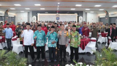 Wujudkan Pemilu Damai, Polresta Samarinda Bersama Lapisan Elemen Gelar Deklarasi 