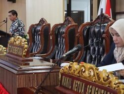 DPRD Kukar Sampaikan Pandangan Umum Fraksi terhadap Nota Keuangan Raperda APBD Perubahan 2024