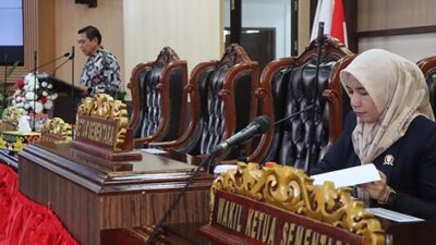 DPRD Kukar Sampaikan Pandangan Umum Fraksi terhadap Nota Keuangan Raperda APBD Perubahan 2024