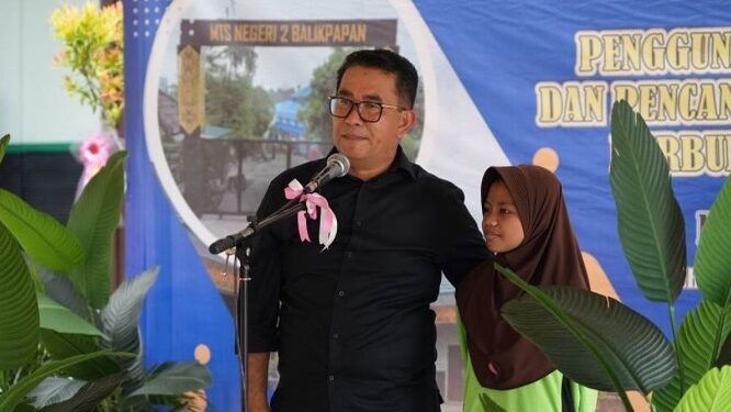 Pj Gubernur Kaltim Ajak Generasi Muda Lebih Mencintai dan Melestarikan Lingkungan