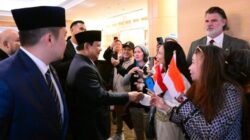 WNI Antusias Sambut Kedatangan Presiden Prabowo Subianto Di Washington DC