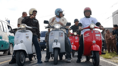 Pj Gubernur Kaltim Kumpulkan 20 Vespa Listrik untuk Kampanye Gerakan Go Green