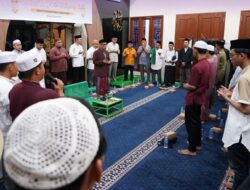 Unikarta Ajak Tingkatkan Keimanan Melalui Peringatan Isra Mikraj dan Haul Guru Sekumpul