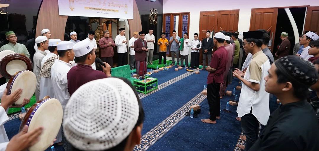 Unikarta Ajak Tingkatkan Keimanan Melalui Peringatan Isra Mikraj dan Haul Guru Sekumpul