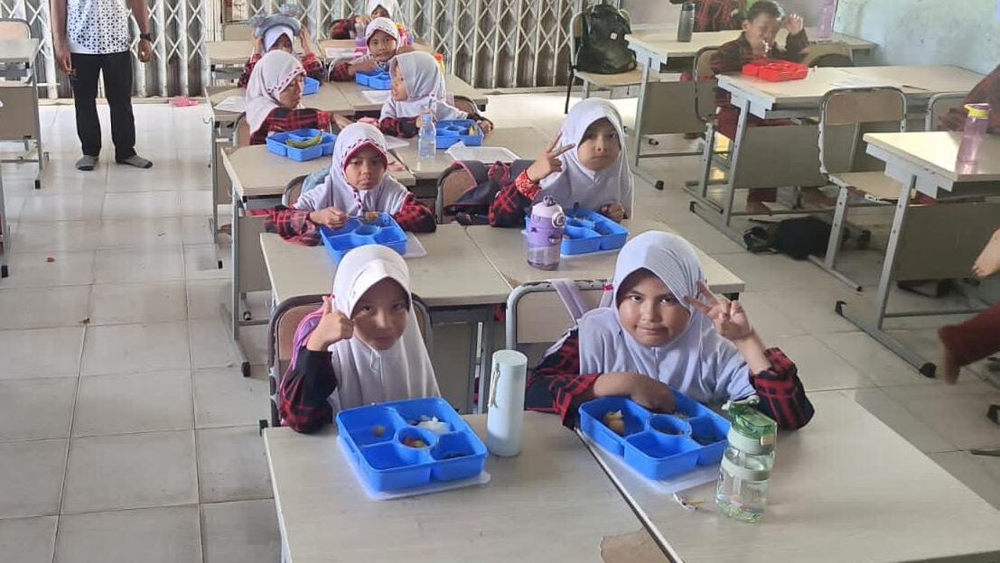 Hari Keempat Program MBG di Samarinda, Siswa Akui Makanan Enak dan Bervariasi