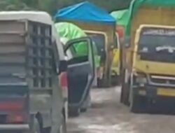 Struktur Labil dan Curah Hujan Tinggi Bikin Jalan Penghubung Kenohan-Kota Bangun Rusak