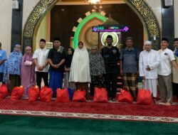 Pemerintah Kecamatan Tenggarong Salurkan Bantuan untuk Korban Kebakaran