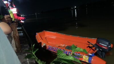 Pria Berkostum Badut Diduga Tenggelam di Sungai Mahakam