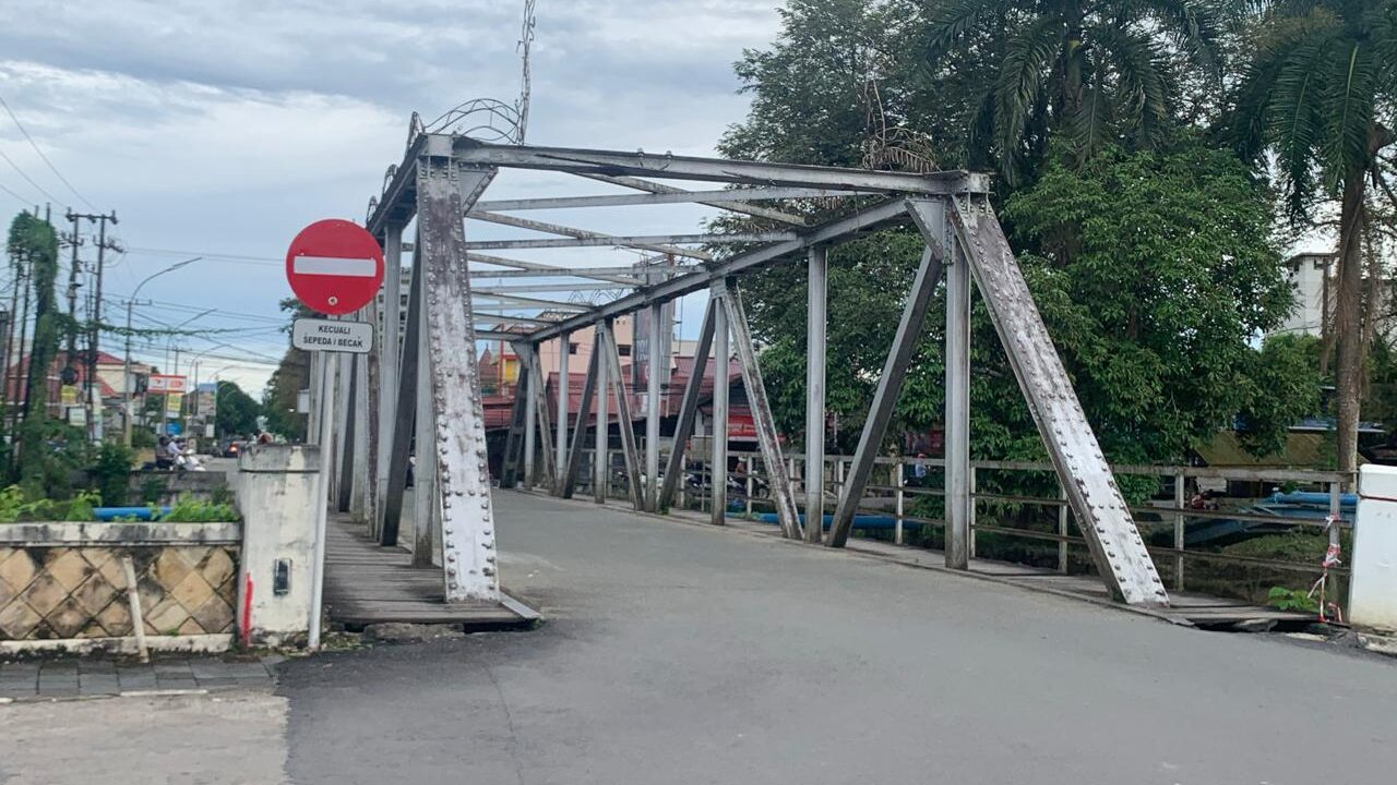 Kaji Ulang Rencana Pembongkaran Jembatan Besi, Dinas PU Kukar Bentuk Tim Cepat