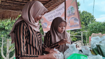 Disbudpar PPU Apresiasi Wisata Budaya dan Kuliner Pring Apus di Desa Api-Api