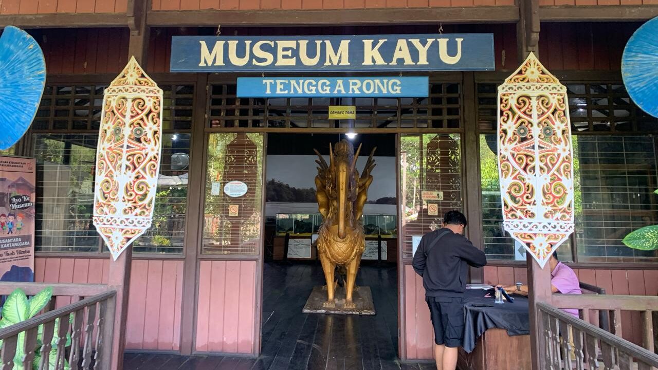 Disdikbud Kukar Siapkan Perawatan Khusus untuk Museum Kayu Tenggarong