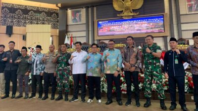 Rapat Paripurna DPRD Kukar Tetapkan Bupati dan Wakil Bupati Terpilih Periode 2025-2030