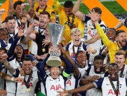 Akhir Penantian: Tottenham Hotspur Angkat Trofi Eropa di Bilbao