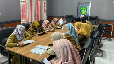 Pemerintah Kecamatan Anggana Rutin Laksanakan GEMA di Lingkungan Kantor