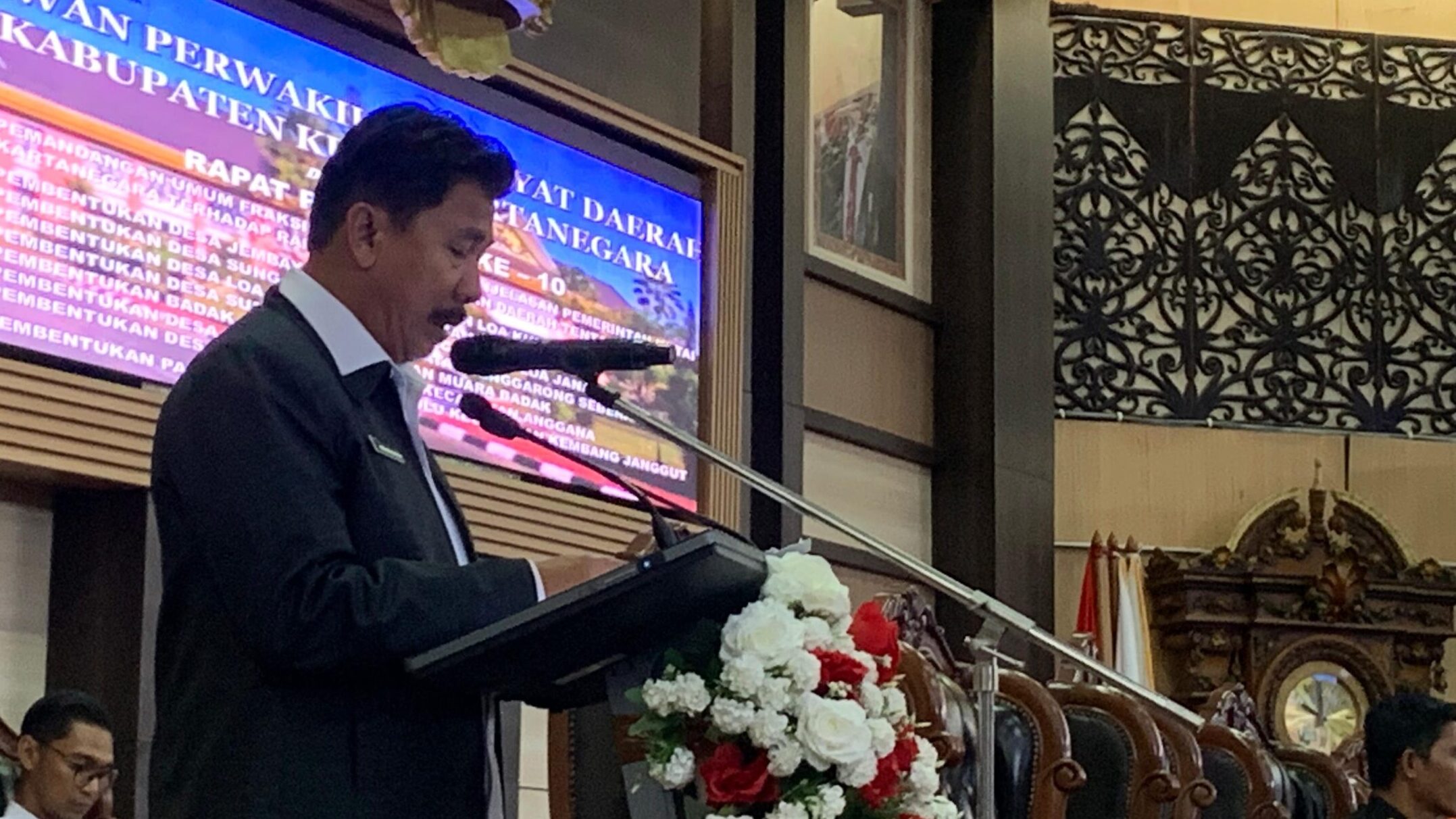 Pemkab Kukar Beri Catatan Penting Raperda Tujuh Desa Baru dalam Rapat Paripurna DPRD