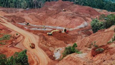 Timbulkan Polemik, Pemerintah Cabut Empat Izin Tambang Nikel di Raja Ampat