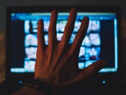 Sebar Konten Porno Mantan Pasangan di Medsos, Warga Loa Duri Ilir Dibekuk Polisi