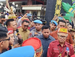 Gelar Aksi di Depan Polres Kukar, Masyarakat Adat Tuntut Keadilan untuk Warga Jahab