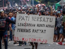 Demo Besar di Pati Tuntut Pemakzulan Bupati Sudewo, DPRD Ketuk Palu Hak Angket
