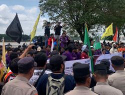 Aliansi Kukar Menggugat Geruduk Kantor DPRD, Layangkan 12 Poin Tuntutan