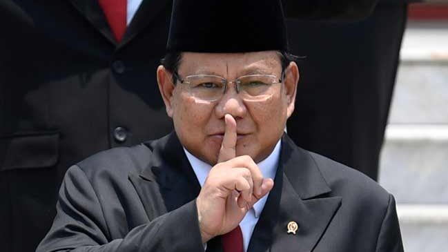 Prabowo Copot Sri Mulyani dari Menkeu, Reshuffle dan Lantik Lima Menteri Baru