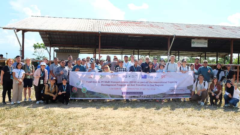 Delegasi IKI–JET dari 9 Negara Tinjau Transformasi Area Pascatambang MHU Menjadi Lahan Agroindustri dan Ekonomi Sirkular