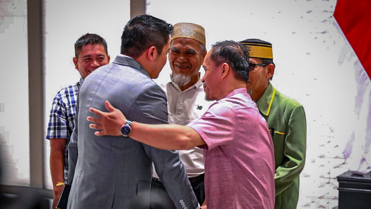Pemerintah Pulihkan Nama Baik Dua Guru di Luwu Utara yang Dipecat Gara-Gara Bantu Honorer