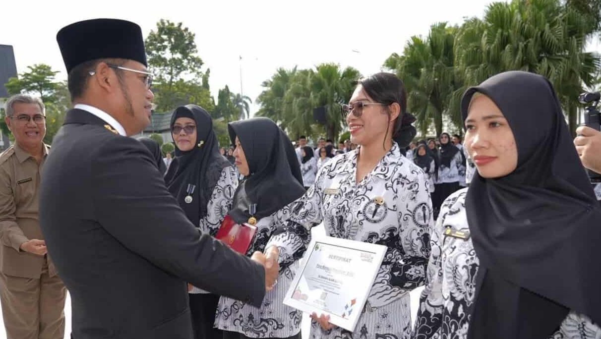 Tingkatkan Kesejahteraan, Pemprov Kaltim Targetkan Kenaikan Insentif Guru Rp1 Juta Per Bulan