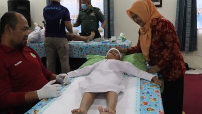 Peringati HUT Ke-26, DWP Kukar Gelar Khitanan Massal untuk 20 Anak