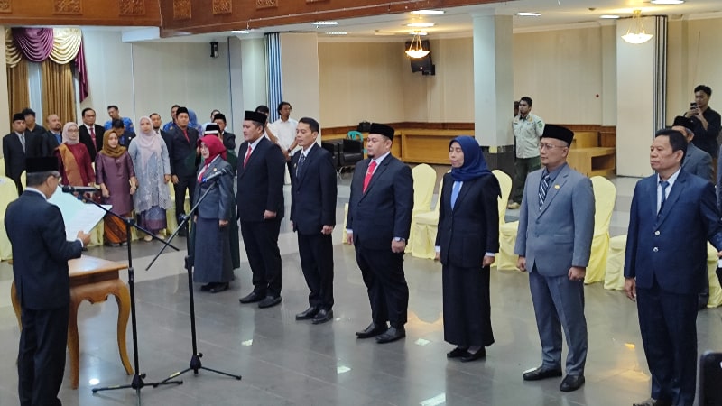 Bupati Kutim Lantik Enam Pejabat Pimpinan Tinggi Pratama Pemkab, Siapa Saja?
