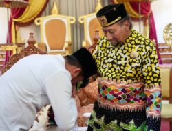 Gubernur Kaltim Sowan ke Sultan Kutai untuk Luruskan Polemik Penempatan Kursi