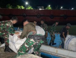 TNI Hadang Penyelundupan Ballpress Ilegal di Nunukan