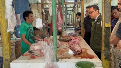 Pantau Harga Pangan di Pasar Mangkurawang, Satgas Temukan Beras Premium di Atas HET