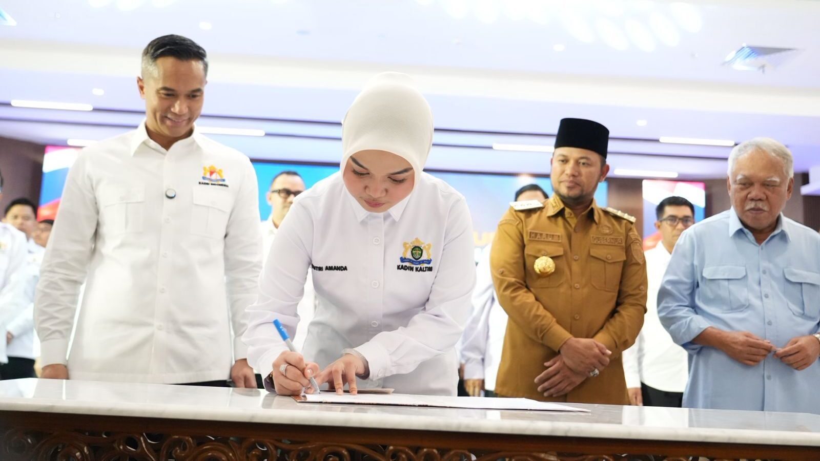 Masih Berusia 23 Tahun, Keponakan Gubernur Dilantik Pimpin Kadin Provinsi Kaltim