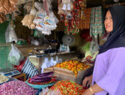 Harga Plastik Melonjak Akibat Konflik, Pedagang di Tenggarong Menjerit
