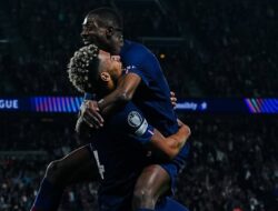 Hujan 9 Gol di Paris! PSG Tumbangkan Bayern 5-4