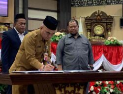 Paripurna DPRD Kukar Sempat Memanas, Pemkab Tegaskan Raperda Pesantren Sudah Disetujui